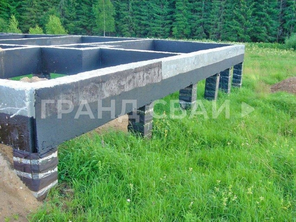 Монолитный жб ростверк