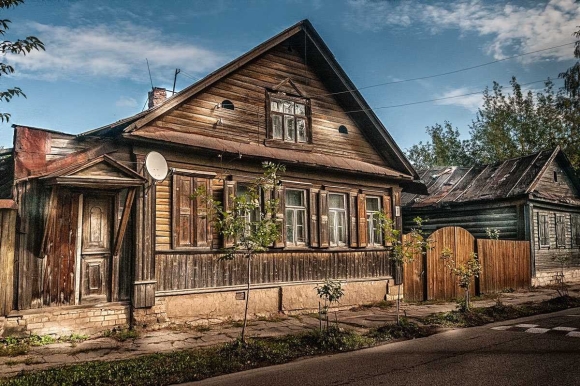 Старый деревенский домик