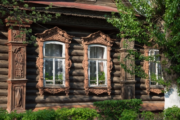 Старинные деревянные дома