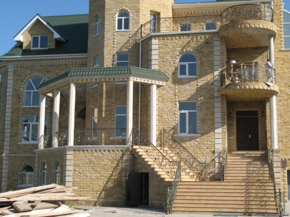 Дагестанский камень ракушечник для фасада