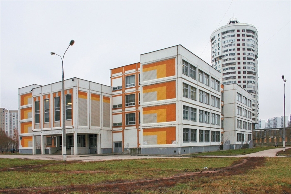 Здание школы Москва