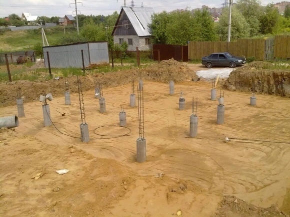 Фундамент на забивных сваях