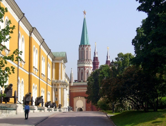 Никольская башня Кремля