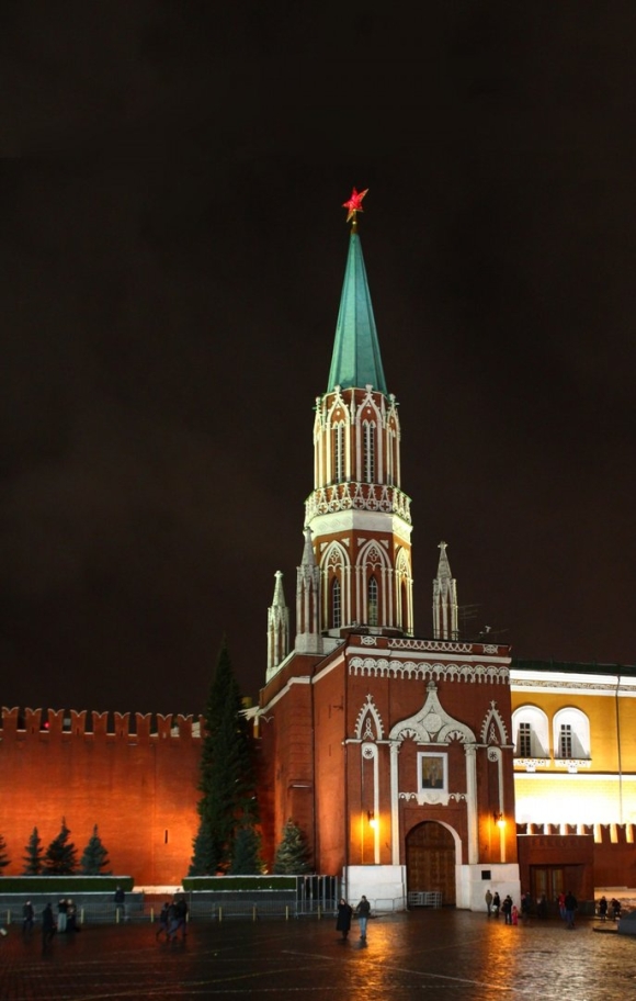 Башни Московского Кремля Никольская башня