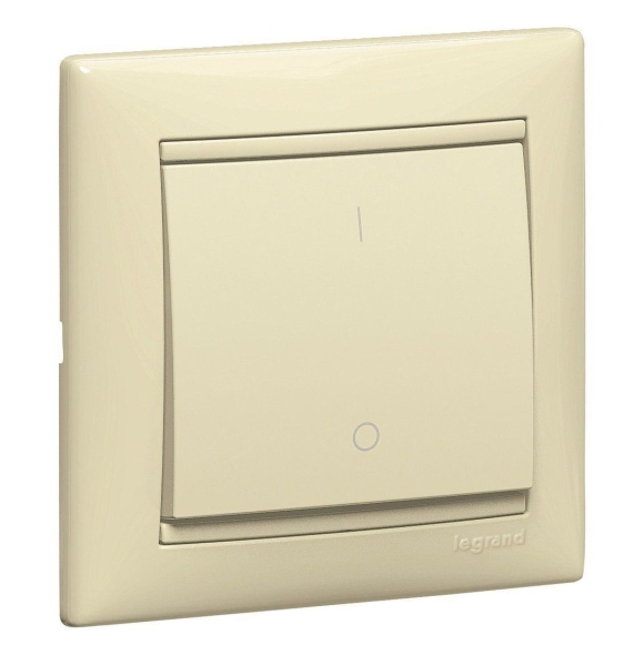 Legrand Valena слоновая кость
