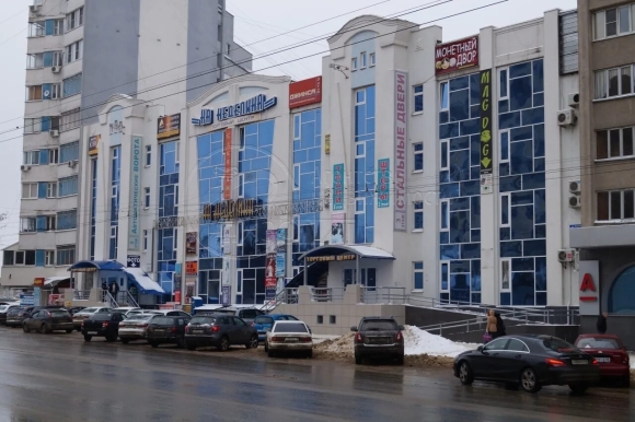 Торговый центр на Неделина