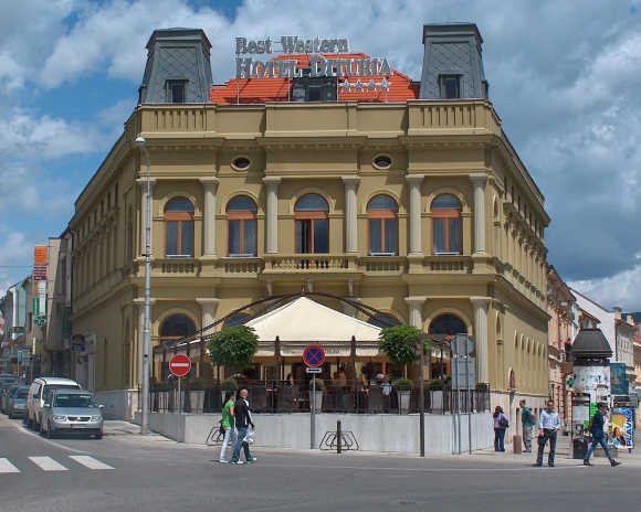 Город Нитра Словакия фото