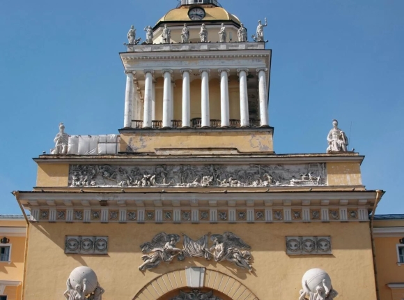 Здание Адмиралтейства в Петербурге стиль Ампир
