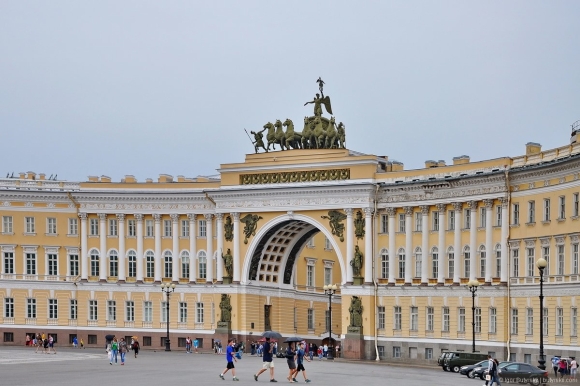 Карл Росси арка главного штаба в Петербурге