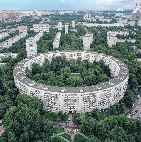 Улица Довженко Москва круглый дом