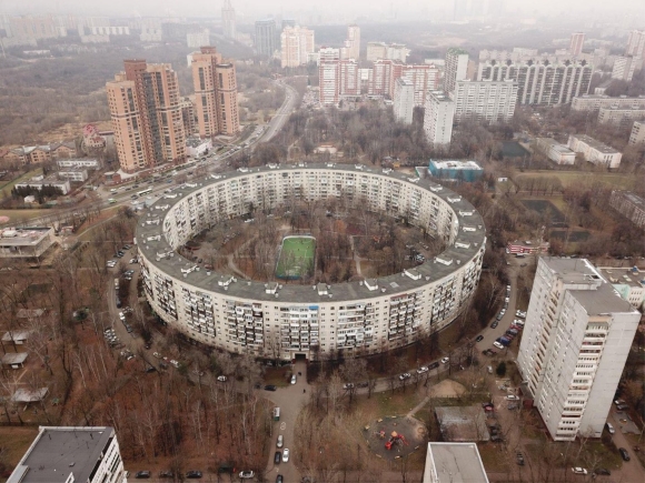 Улица Довженко Москва круглый дом