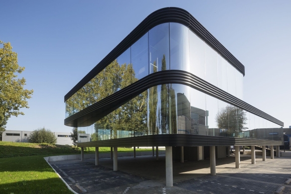 Промышленная архитектура Live Architecture