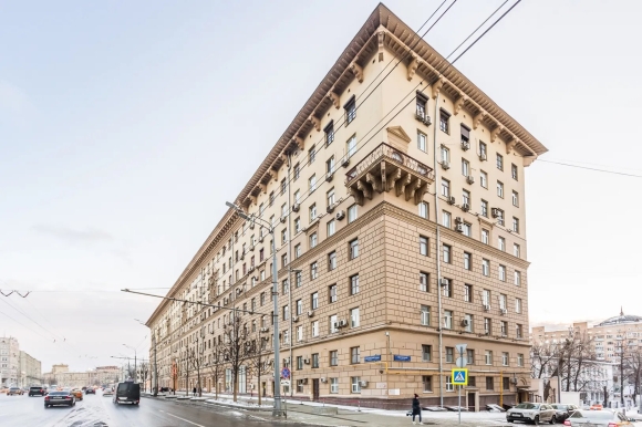 Дом архитектора Жолтовского на Смоленской