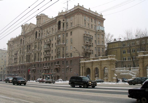Улица Земляной вал Москва
