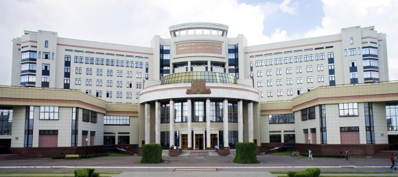 Ломоносовский корпус МГУ