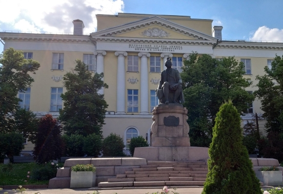 Первый русский университет картинка