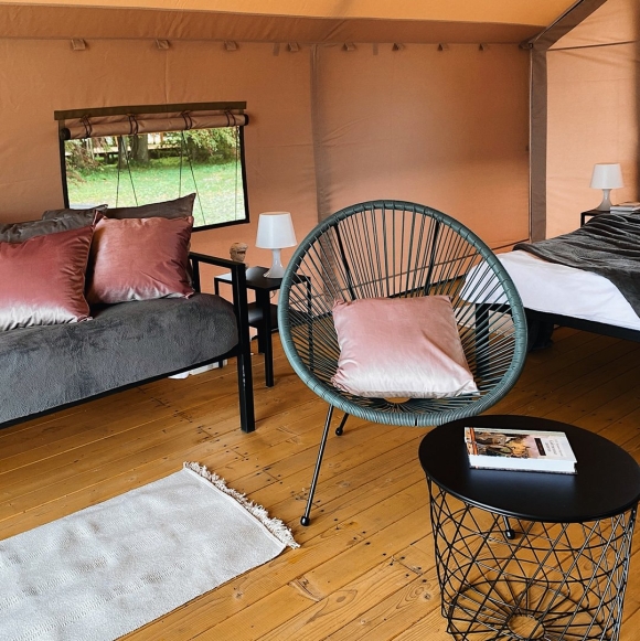 Глэмпинг Hippy Hotel