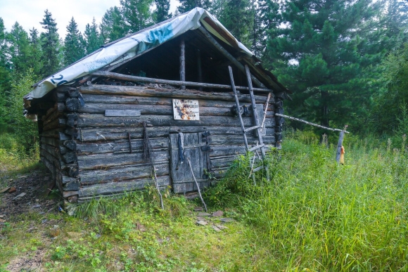 Зимовьё в тайге Хабаровский край