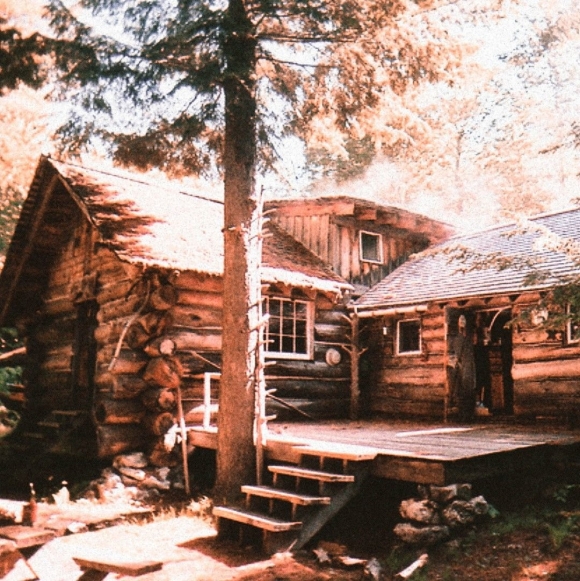 Лесные заимки в тайге
