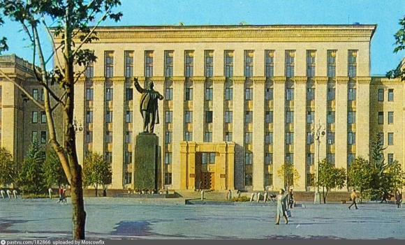 Здания на площади Ленина Воронеж