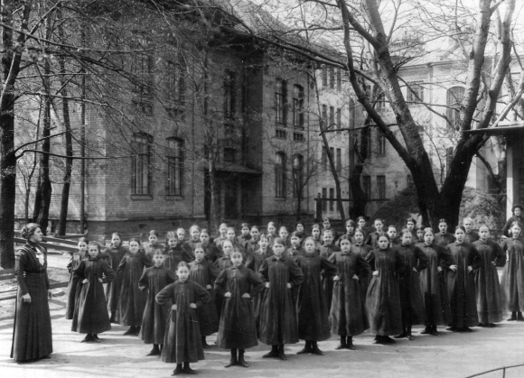 Женское училище принцессы Терезии Ольденбургской
