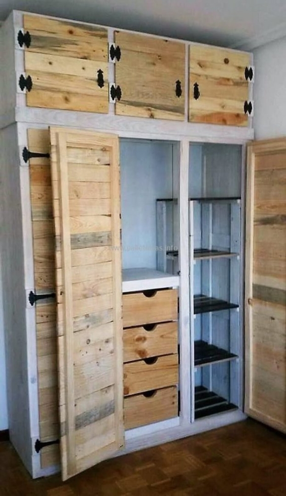 Шкафы из паллетов и поддонов
