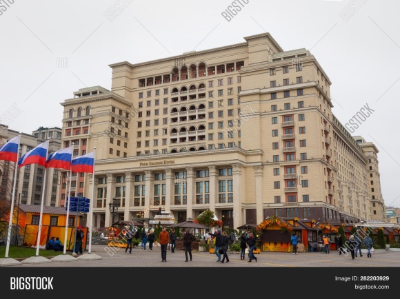 Гостиница на Манежке