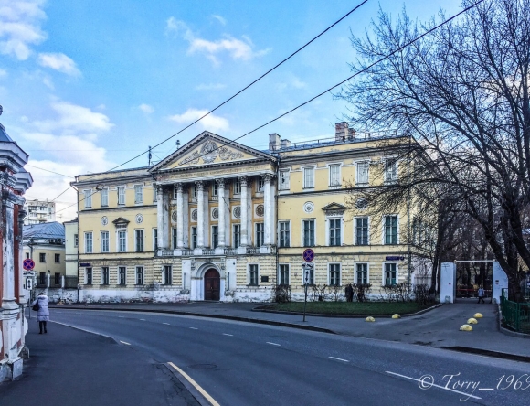 Дворец Демидова в Гороховском переулке