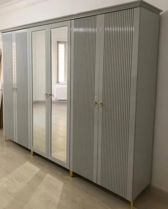 Шкаф купе дуб Атланта с зеркалом