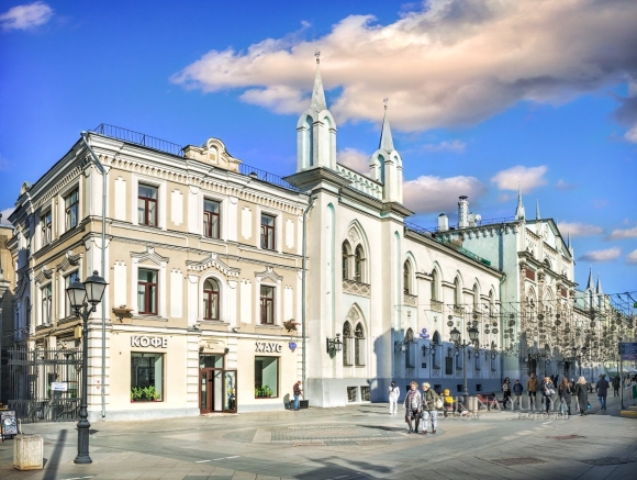 Здание печатного двора на Никольской улице в Москве