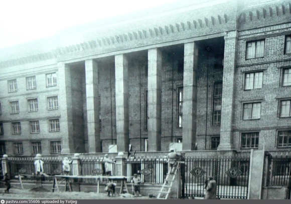 МЭИ административный корпус