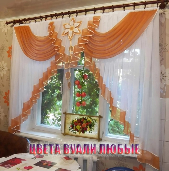 Шторы с ламбрекеном на кухню
