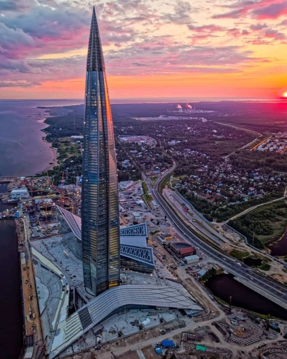 Башня Лахта центр