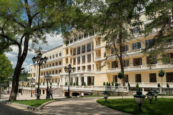 Дворец Нарзанов Кисловодск санаторий