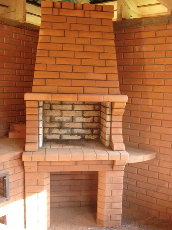 Барбекю из шамотного кирпича