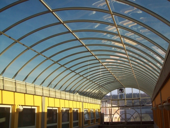 Монолитный поликарбонат Lexan