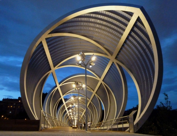 Пешеходный мост от Dominique Perrault Architecture