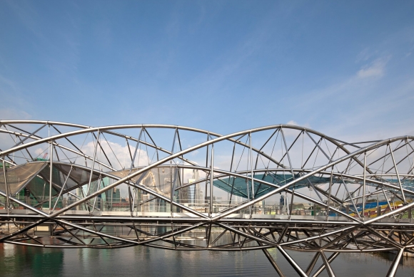 Пешеходный мост Helix Bridge