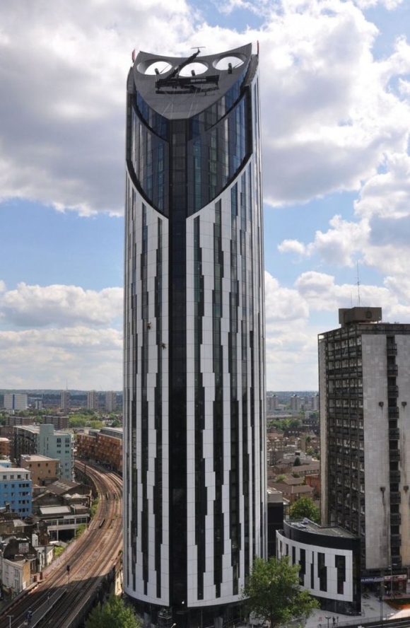 Небоскреб Strata Tower