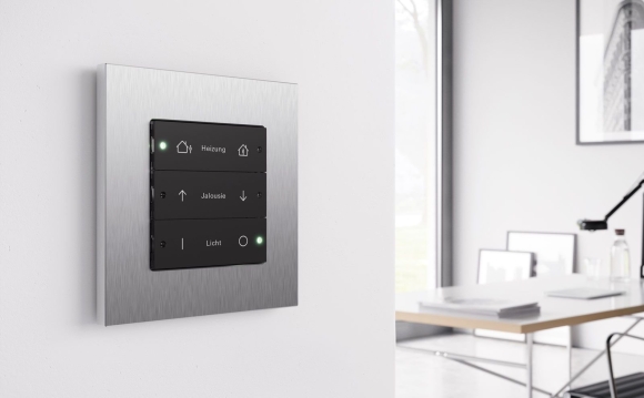 Gira KNX выключатели в интерьере