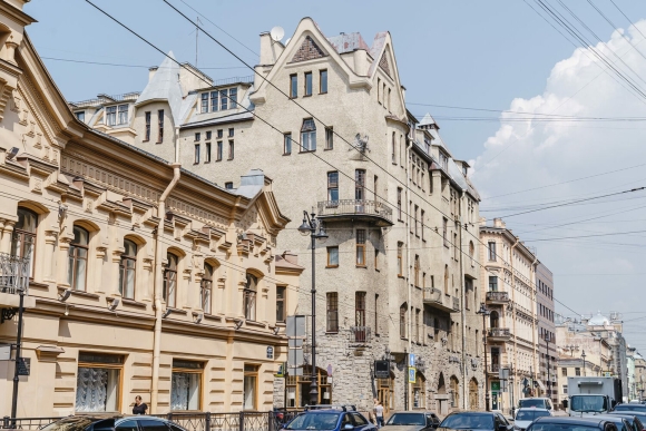 Доходный дом Путиловой на большом проспекте