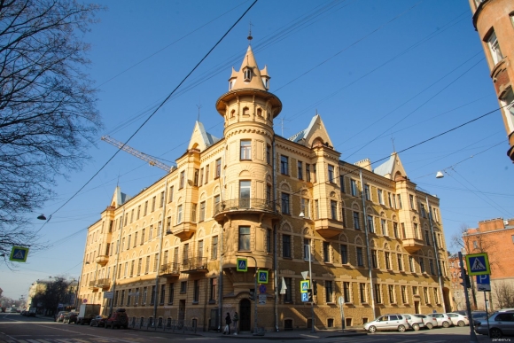 Большая Зеленина Петроградская сторона
