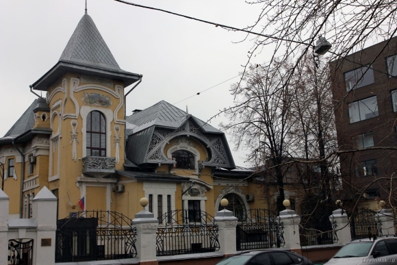 Особняк динга в Сокольниках