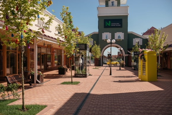 Novaya Riga Outlet Village