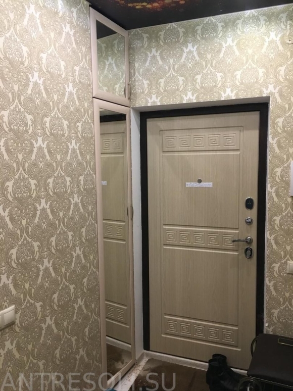 Антресоль в коридоре