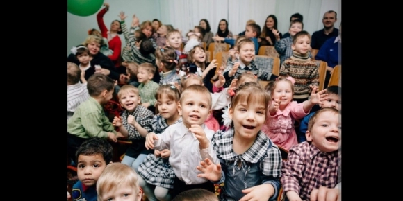 Дети сироты в детском доме