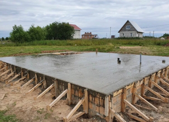Ленточный фундамент