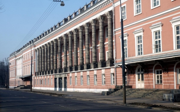 Екатерининский дворец Москва Лефортово