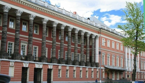 Екатерининский дворец в Лефортово