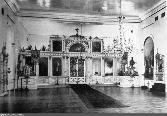 Екатерининский дворец в Лефортово